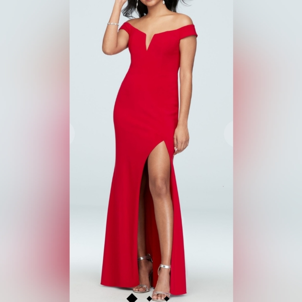 Xscape Off The Shoulder Notch Mermaid Gown With Slit. Size 4.